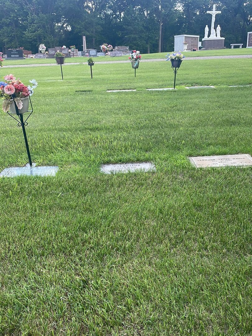 Valentine Galush's grave. Photo 1