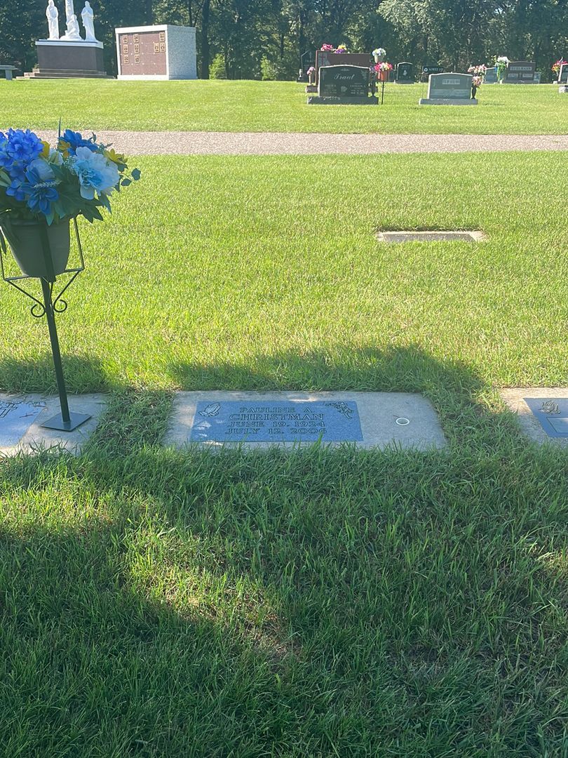 Pauline A. Christman's grave. Photo 1
