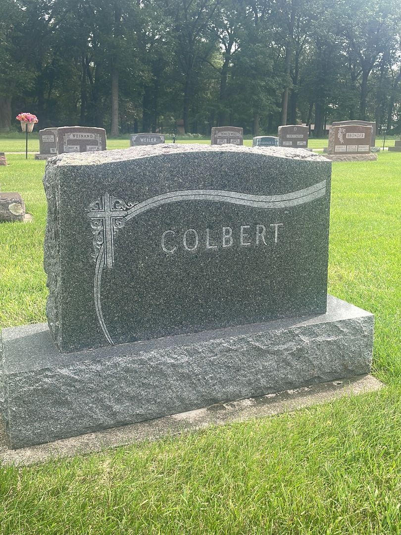 Mary Lou Colbert's grave