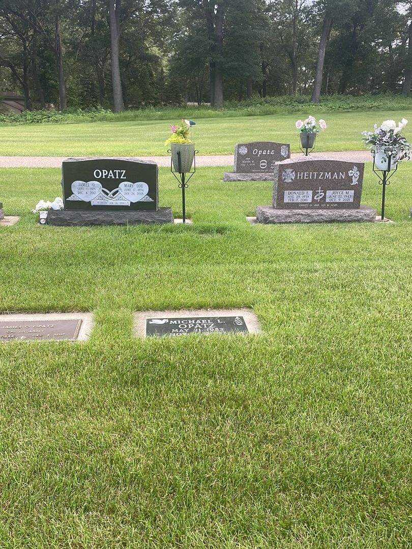 Michael L. Opatz's grave. Photo 1
