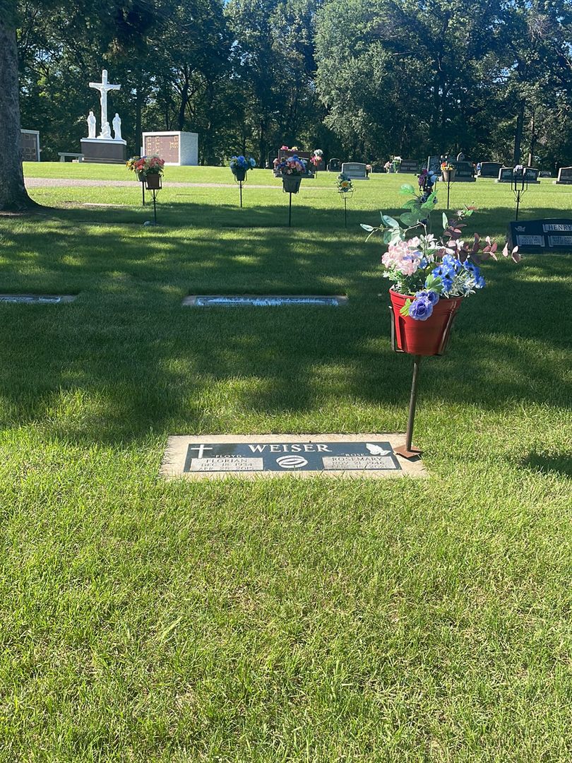 Florian "Floyd" Weiser's grave. Photo 1
