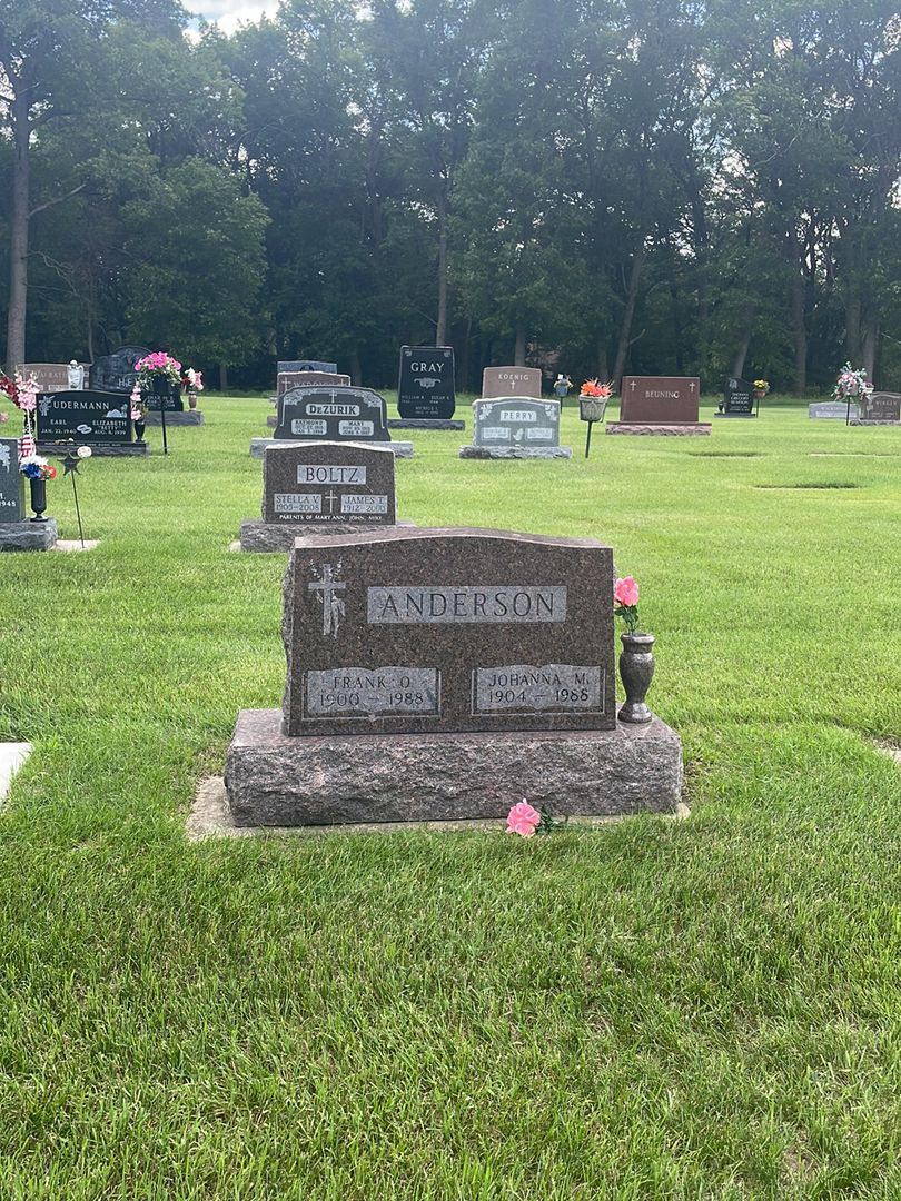Johanna M. Anderson's grave. Photo 1