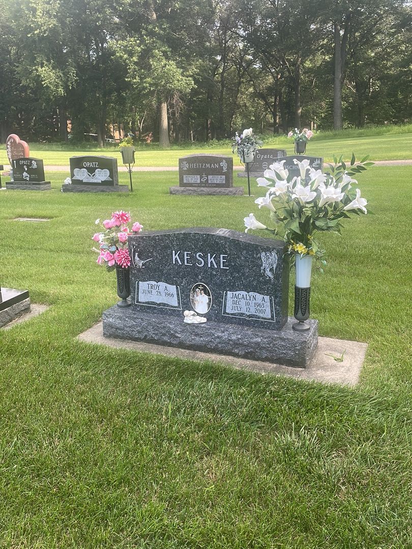Jacalyn A. Keske's grave. Photo 1