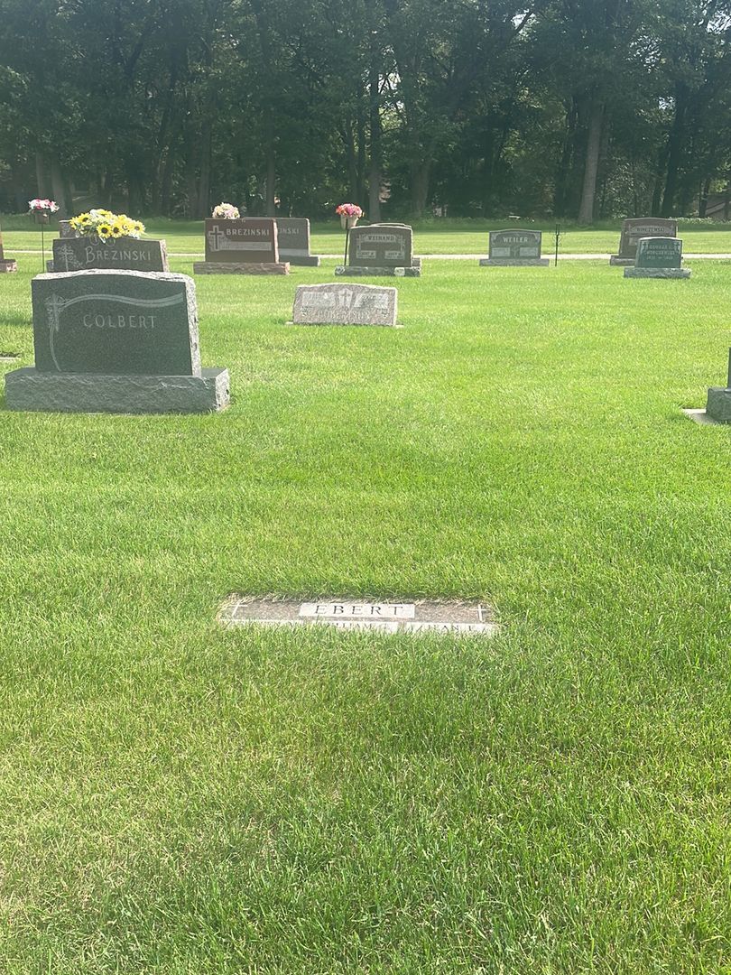Jean Elizabeth Ebert's grave. Photo 1