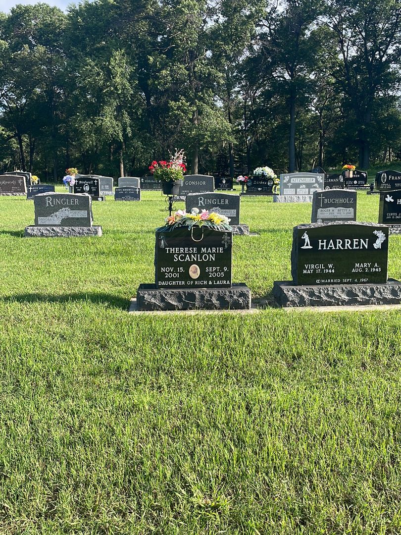 Therese Marie Scanlon's grave. Photo 1