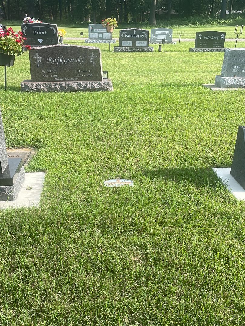 Ronald Eugene Then's grave. Photo 1