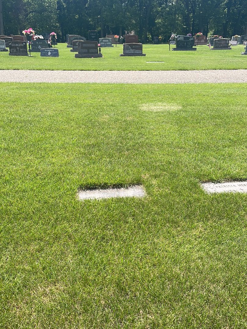 Kristina Marie Czech's grave. Photo 1