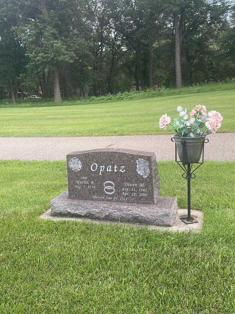 Diann M. Opatz's grave. Photo 1